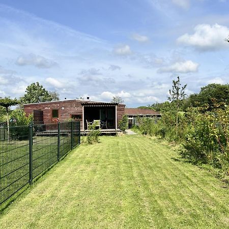 Vrijstaand Chalet Met Veel Buitenruimte En Veranda Vila Zuid-Scharwoude Exterior foto